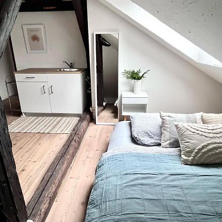 Loft Apartment Close To Metro Palmovka 布拉格 外观 照片