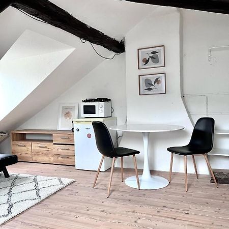 Loft Apartment Close To Metro Palmovka 布拉格 外观 照片